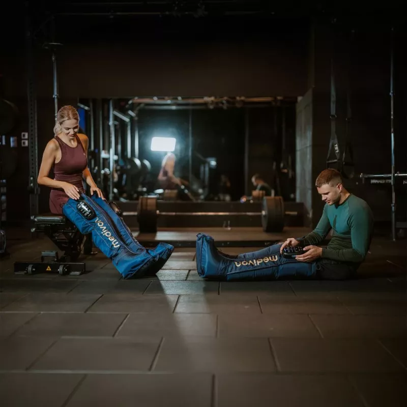 Medivon Compression Massager Aeria - Massaggiatore per Gambe e Piedi a Compressione d'Aria con Calore, 3 Modalità, 3 Intensità, Telecomando Wireless