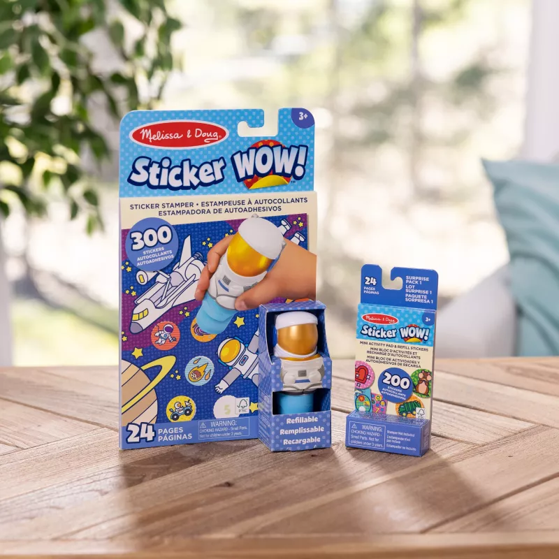 Melissa & Doug Sticker WOW! Astronauta – timbro per adesivi e blocco