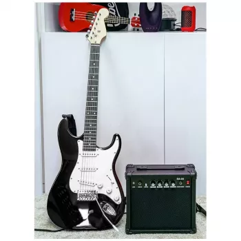 NN EG SET BK Kit starter per chitarra elettrica nero