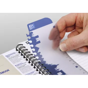 Oxford Essentials quaderno - a quadretti - nero - A4+ - 70 fogli - 90 g/m²