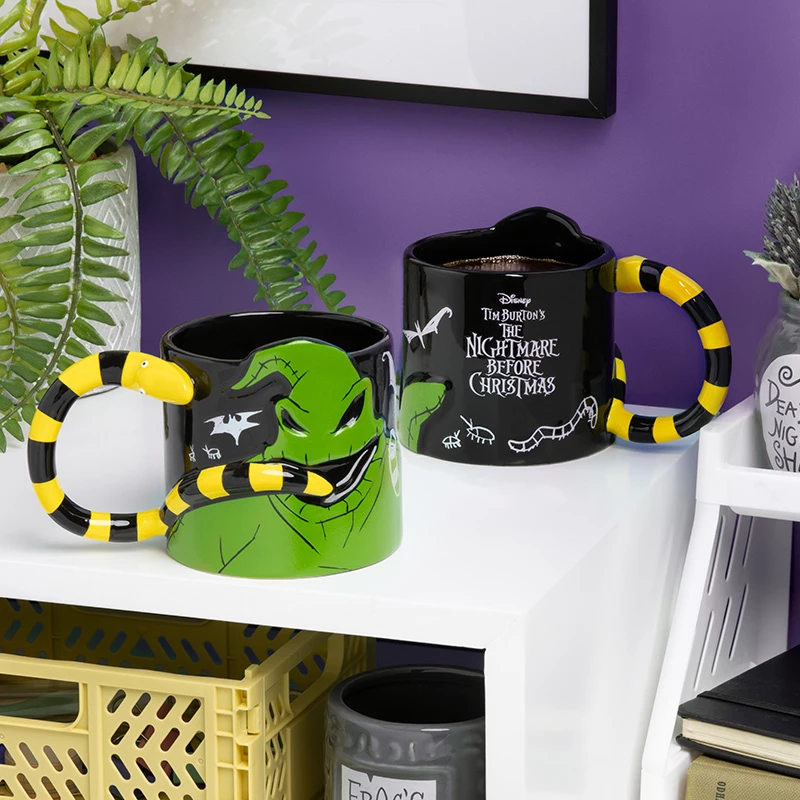 Paladone tazza a forma di Oogie Boogie che brilla al buio