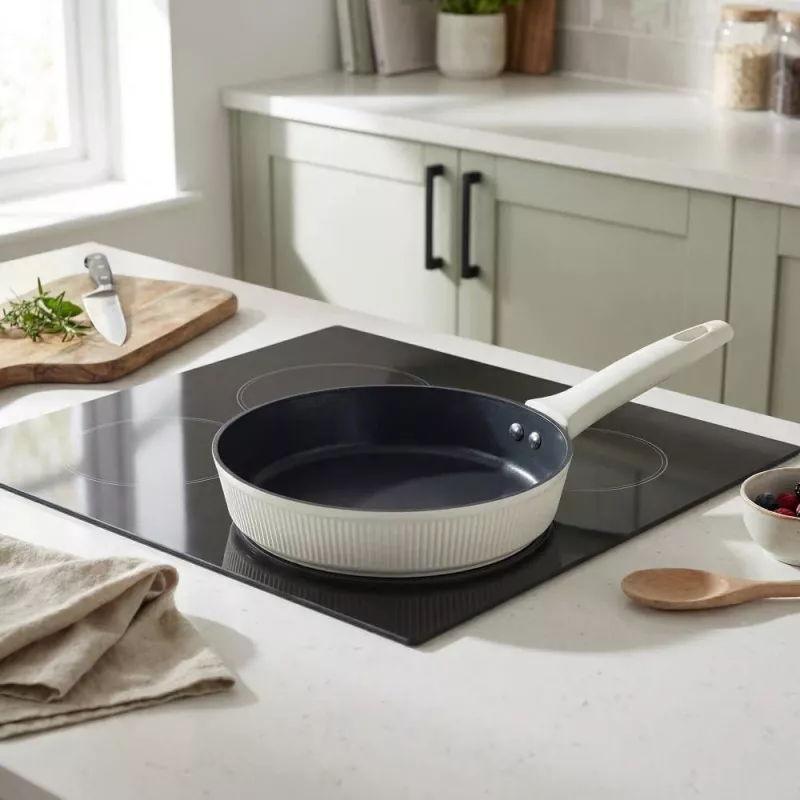 Russell Hobbs RH03862C padella Cote 28 cm, crema