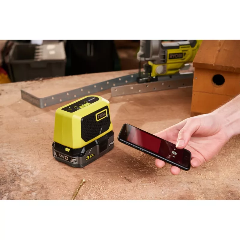 RYOBI ONE+ 18V Mini altoparlante Bluetooth (verde/nero, solo macchina)