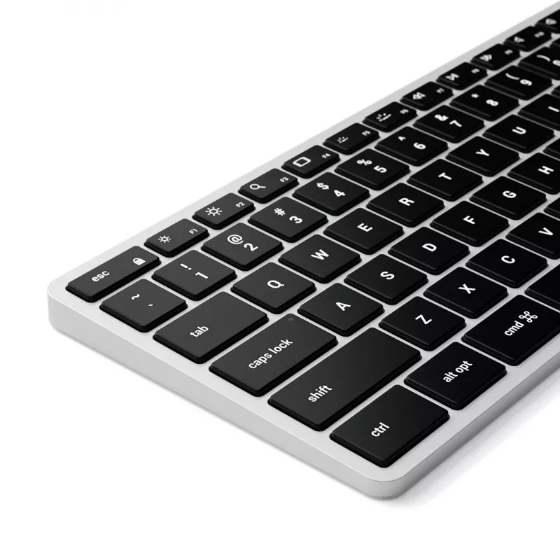 Tastiera Bluetooth Satechi Slim X3 con tastierino numerico - argento