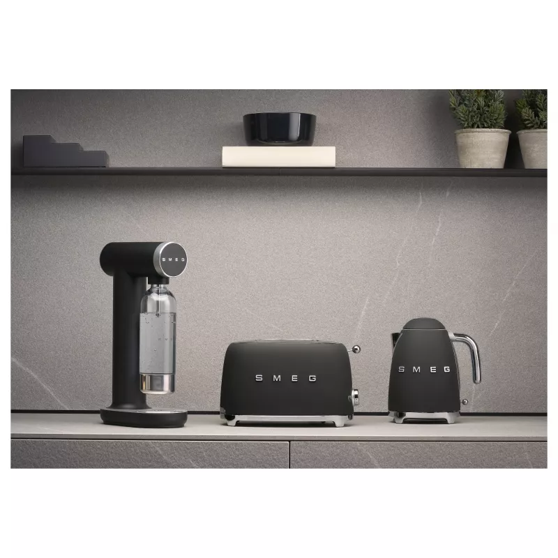 Macchina per acqua frizzante SMEG Sodamaker Collezione Aesthetic Black SKC01BLM