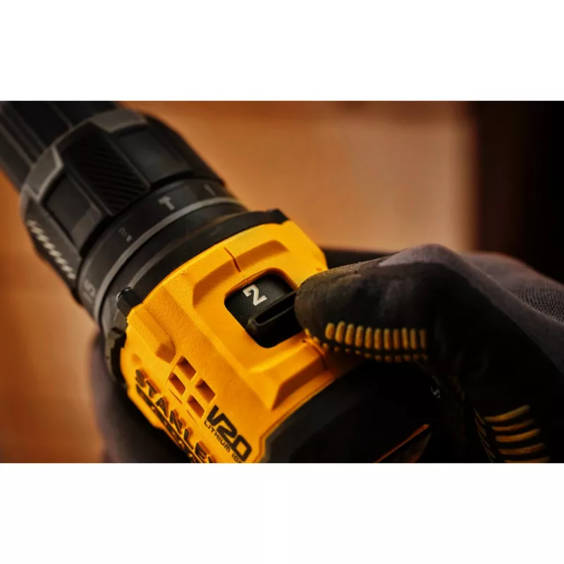 STANLEY Trapano avvitatore a percussione a batteria (SFMCD716D1T-QW), 18V (Nero/Giallo, batteria Li-Ion 2.0Ah, Pro-Stack Case)