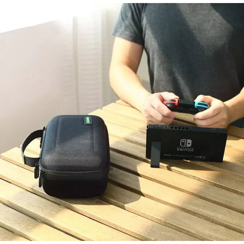 UGREEN LP145 Custodia per Nintendo Switch, guscio rigido EVA, Oxford nero