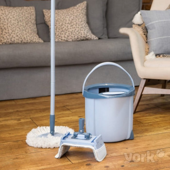 YORK Rotary MOP SPECIAL Set pulizia pavimenti con strizzatore a pedale, secchio 12L, manico telescopico, 2 panni in microfibra